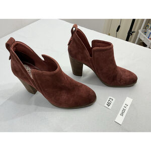 Womans Vince Camuto Francia Slip On Booties 9.5 M Rust Cut Out Sides Block Heel